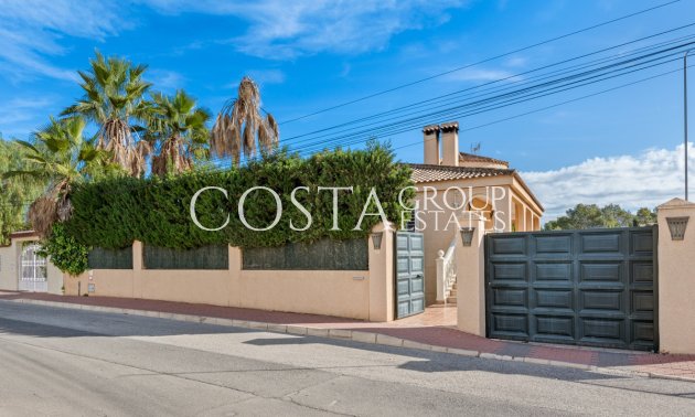 Resale - Villa -
Orihuela - Los Balcones