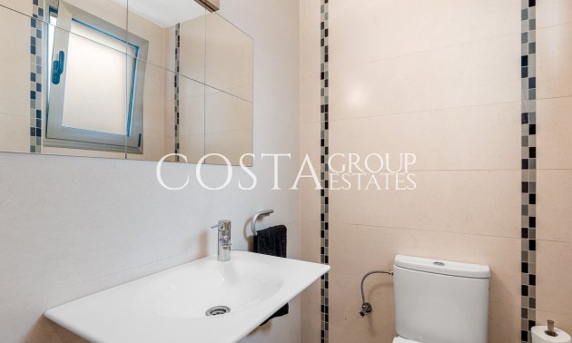 Resale - House -
Guardamar del Segura - Guardamar del Segura Centro