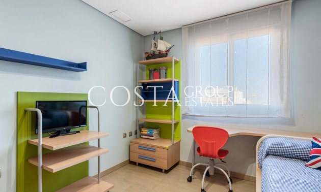 Resale - House -
Guardamar del Segura - Guardamar del Segura Centro