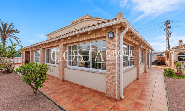 Wiederverkauf - House -
Torrevieja - Torrevieja Centro