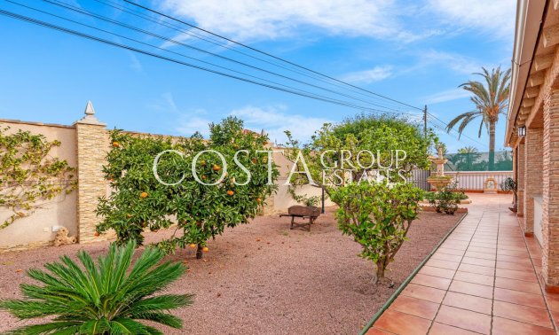 Wiederverkauf - House -
Torrevieja - Torrevieja Centro