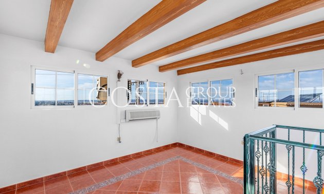 Wiederverkauf - House -
Torrevieja - Torrevieja Centro