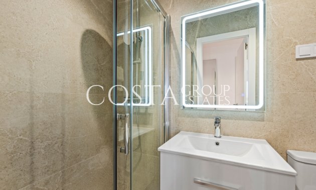 Resale - Apartments -
Torrevieja - Torrevieja Centro