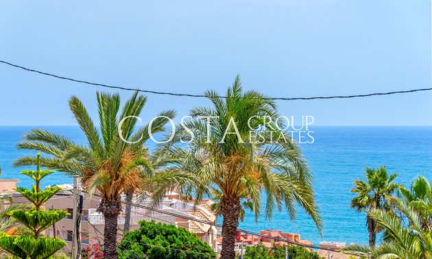 Herverkoop - Villa -
Torrevieja - Torrevieja Centro