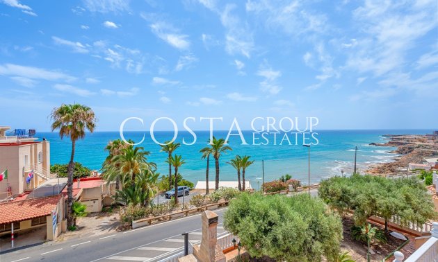 Herverkoop - Villa -
Torrevieja - Torrevieja Centro