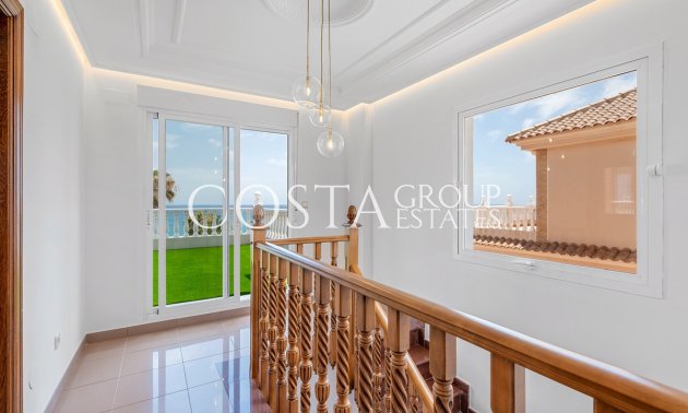 Herverkoop - Villa -
Torrevieja - Torrevieja Centro