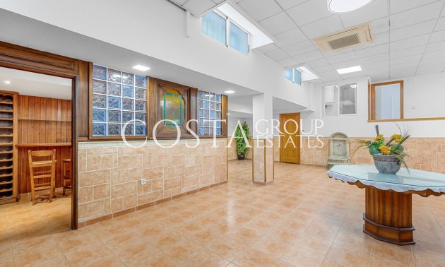Herverkoop - Villa -
Torrevieja - Torrevieja Centro