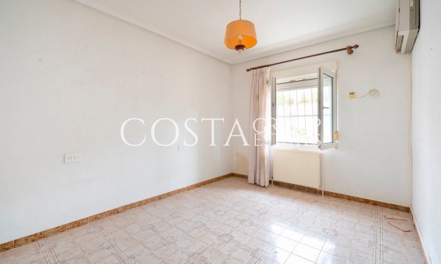 Resale - Villa -
Rojales - Ciudad Quesada