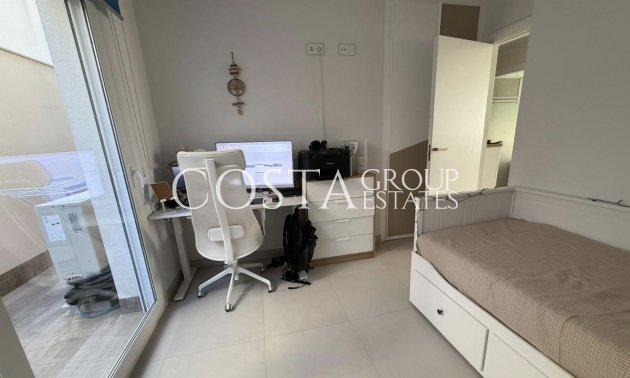 Resale - Apartments -
Torrevieja - Torrevieja Centro