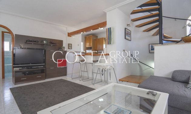 Resale - Villa -
Orihuela - Villamartin