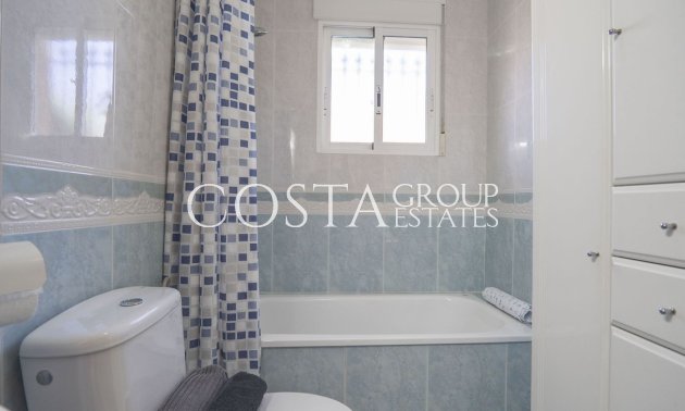 Resale - Villa -
Orihuela - Villamartin