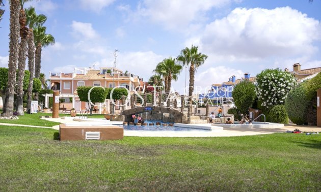 Revente - Villa -
Orihuela - Lomas de Cabo Roig