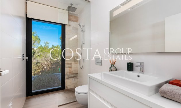 Resale - Villa -
Orihuela - Las Colinas Golf