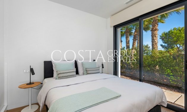 Resale - Villa -
Orihuela - Las Colinas Golf