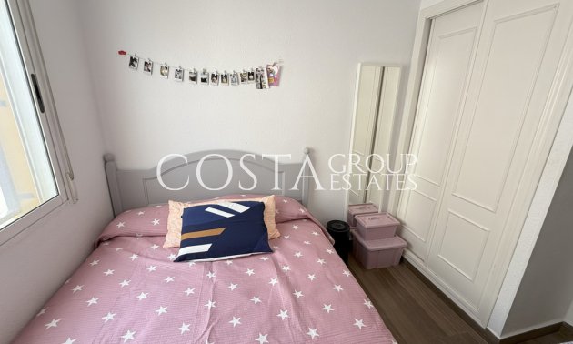 Revente - Villa -
Orihuela - La Zenia