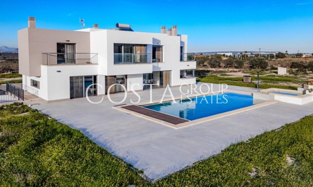 Herverkoop - Villa -
San Fulgencio - La Marina