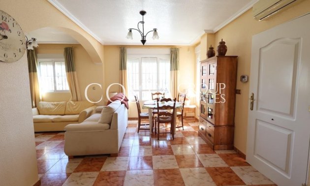 Revente - Villa -
Orihuela - Lomas de Cabo Roig