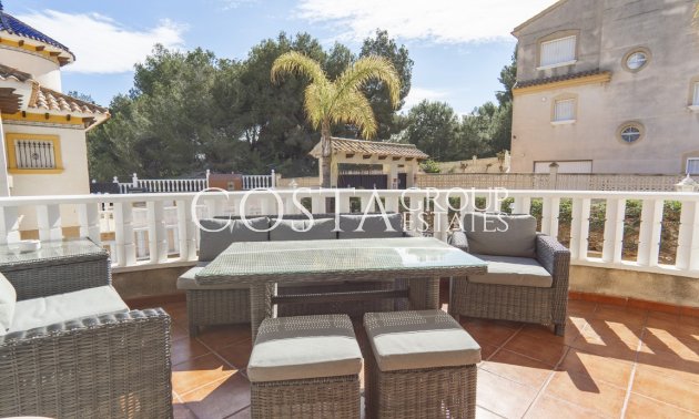 Resale - Villa -
Orihuela - Villamartin