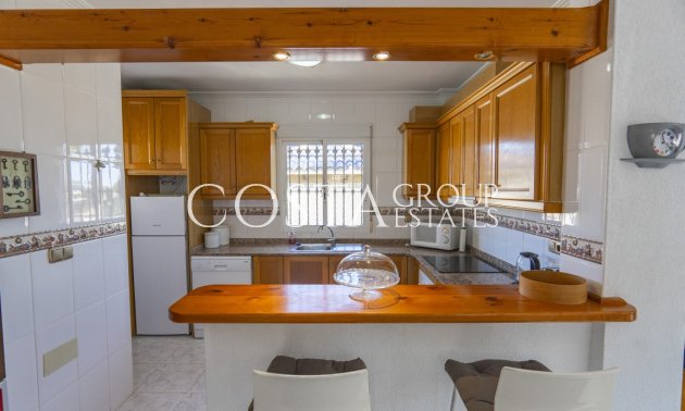Resale - Villa -
Orihuela - Villamartin