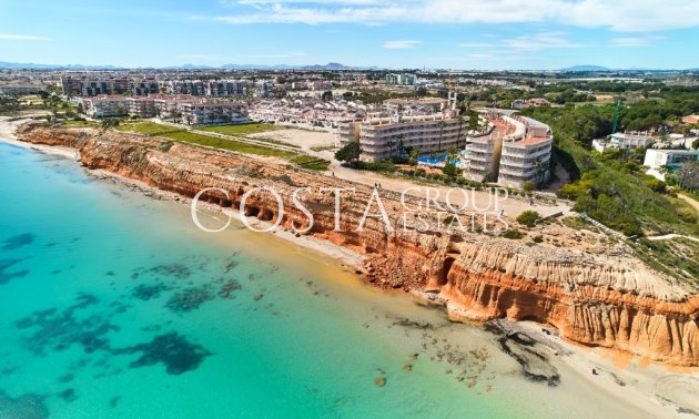 Revente - Villa -
Orihuela - Dehesa de Campoamor