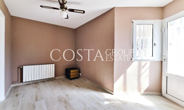 Revente - Villa -
Orihuela - Dehesa de Campoamor