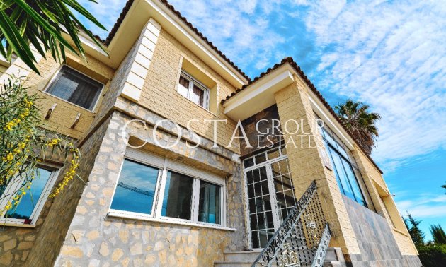 Revente - Villa -
Orihuela - Dehesa de Campoamor