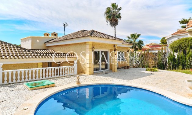 Revente - Villa -
Orihuela - Dehesa de Campoamor