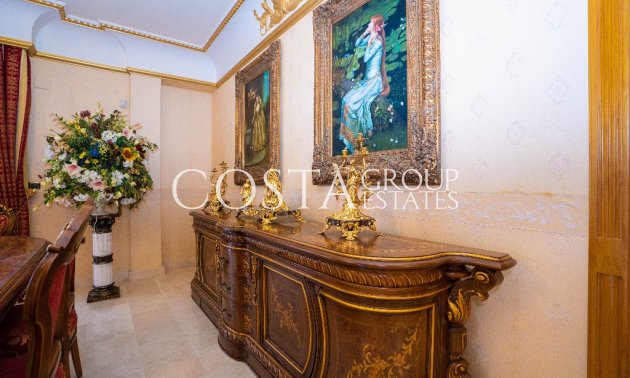 Odsprzedaż - Willa -
Orihuela - Campoamor