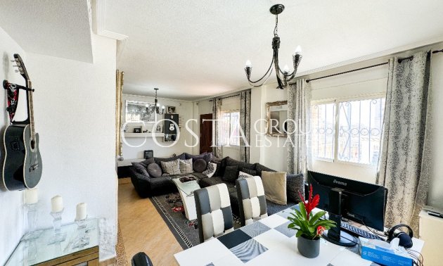 Revente - Villa -
Orihuela - Punta Prima