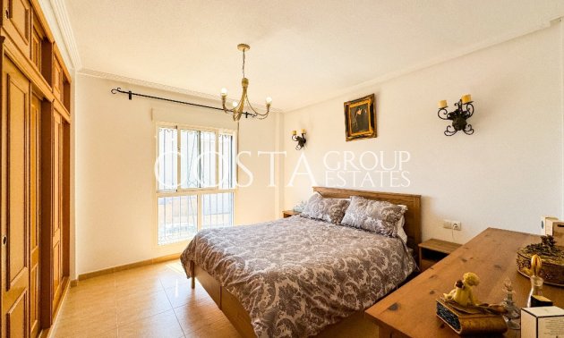 Revente - Villa -
Orihuela - Punta Prima