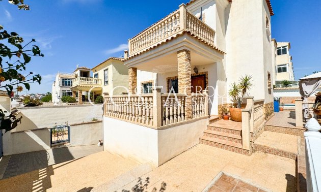 Revente - Villa -
Orihuela - Punta Prima