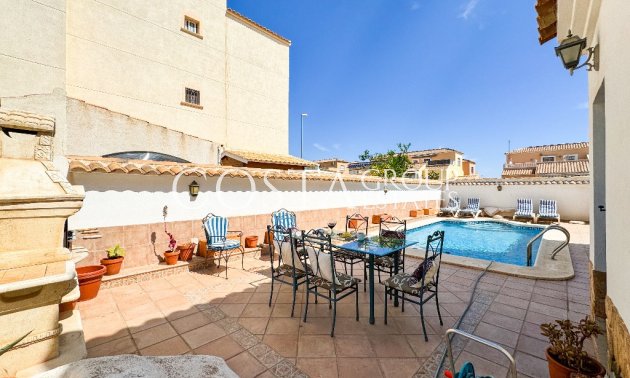 Revente - Villa -
Orihuela - Punta Prima
