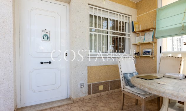 Resale - Villa -
Orihuela - Los Altos