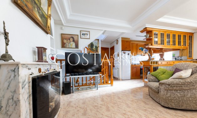 Resale - Villa -
Orihuela - Los Altos
