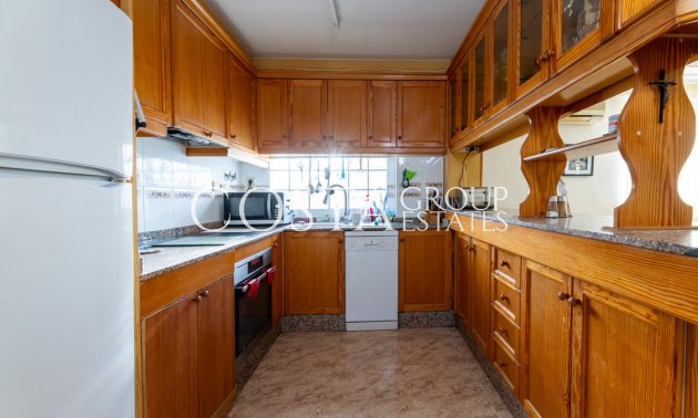 Resale - Villa -
Orihuela - Los Altos