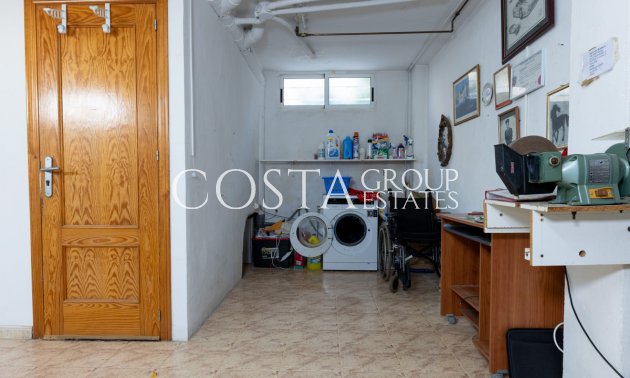 Resale - Villa -
Orihuela - Los Altos