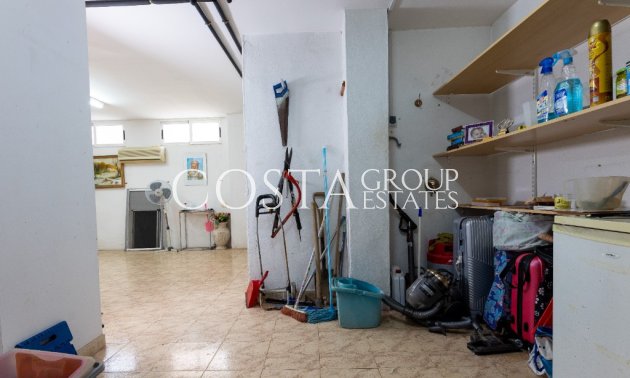 Resale - Villa -
Orihuela - Los Altos