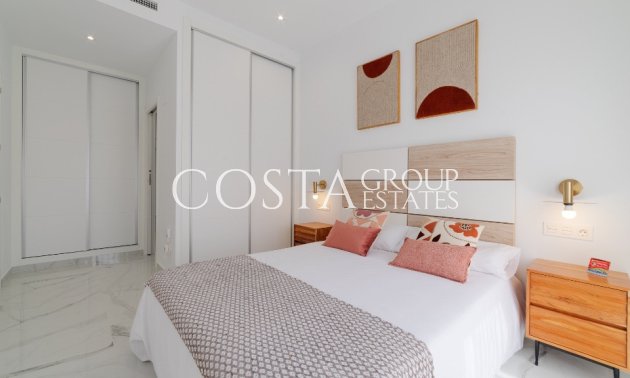 Resale - Villa -
Torrevieja - Torrevieja Centro