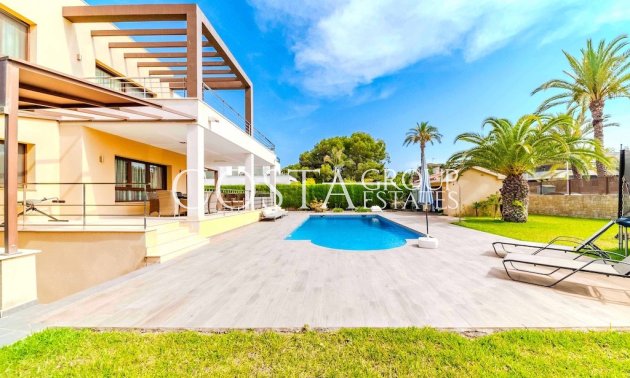 Wiederverkauf - Villa -
Orihuela - Cabo Roig
