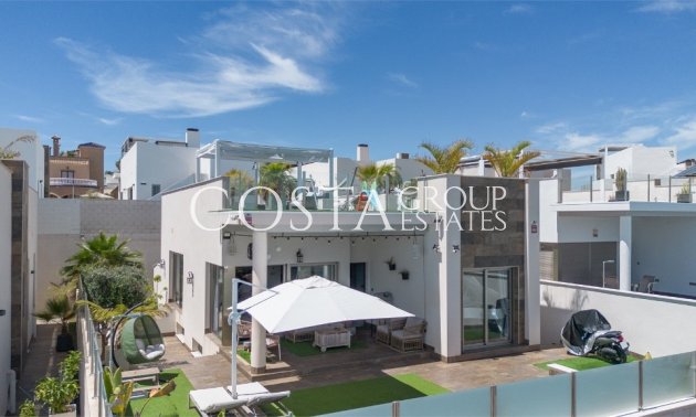 Resale - Villa -
Orihuela - Villamartin