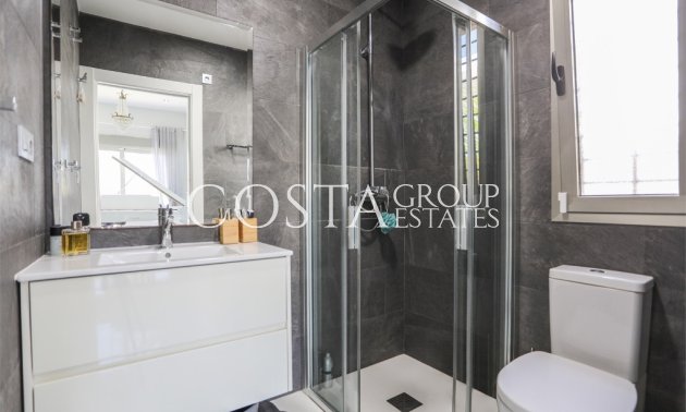 Resale - Villa -
Orihuela - Villamartin