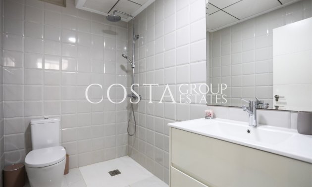Resale - Villa -
Orihuela - Villamartin