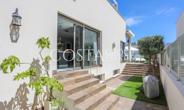 Resale - Villa -
Orihuela - Villamartin