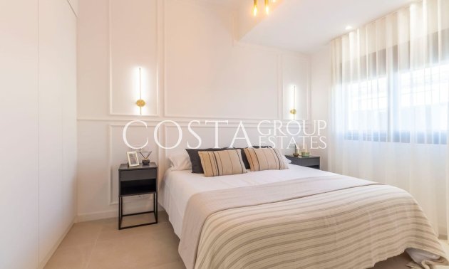 Resale - Villa -
Torrevieja - Torrevieja Centro