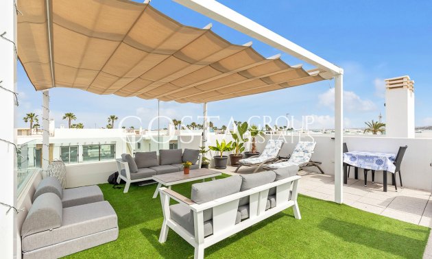 Resale - Villa -
Orihuela - Vista Bella Golf