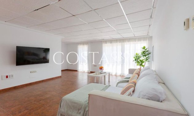 Odsprzedaż - Willa -
Catral - Catral Centro