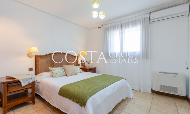Odsprzedaż - Willa -
Catral - Catral Centro