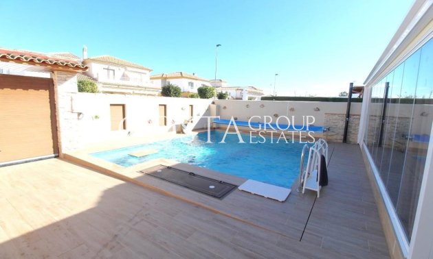 Herverkoop - Villa -
Pilar de la Horadada - Torre De La Horadada
