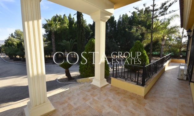 Resale - Villa -
Orihuela - La Matanza