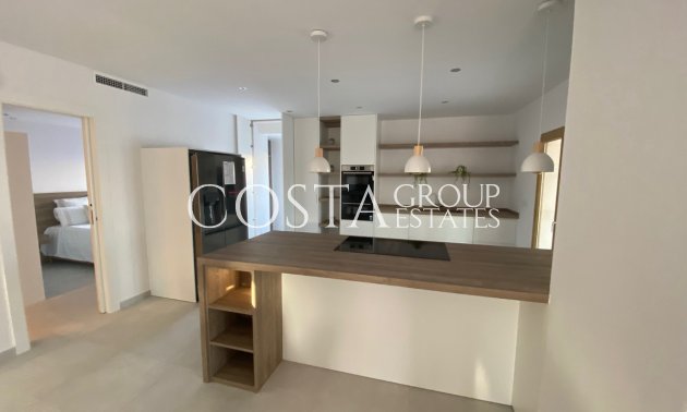 Herverkoop - Villa -
Torrevieja - Torrevieja Centro